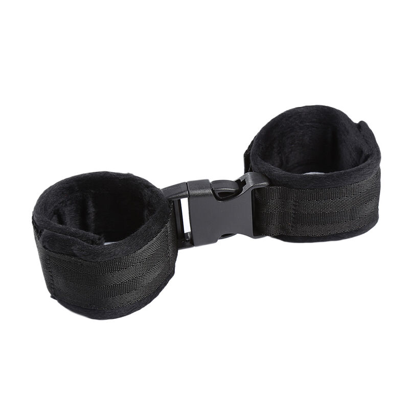  RESTRICCIONES MUÑECA CON BROCHE